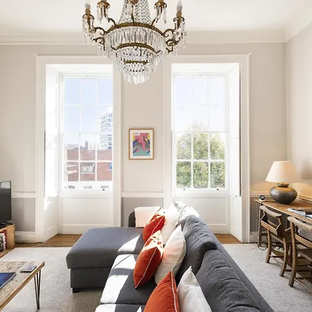 Lejlighed Stunning Centre Living With Parking