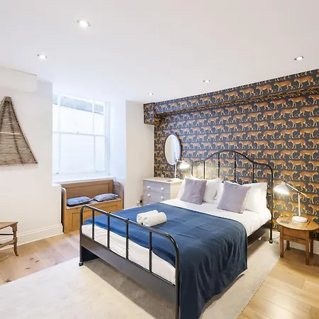 דירה Stunning Centre Living With Parking בריסטול