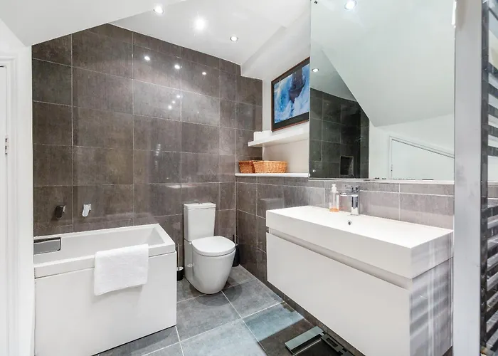 דירה Stunning Centre Living With Parking *