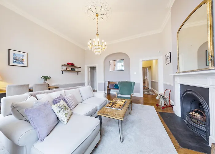 דירה Stunning Centre Living With Parking